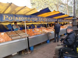 mercato bastille in boulevard richard lenoir