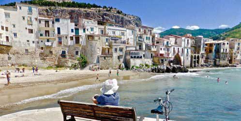 vista di una spiaggia siciliana