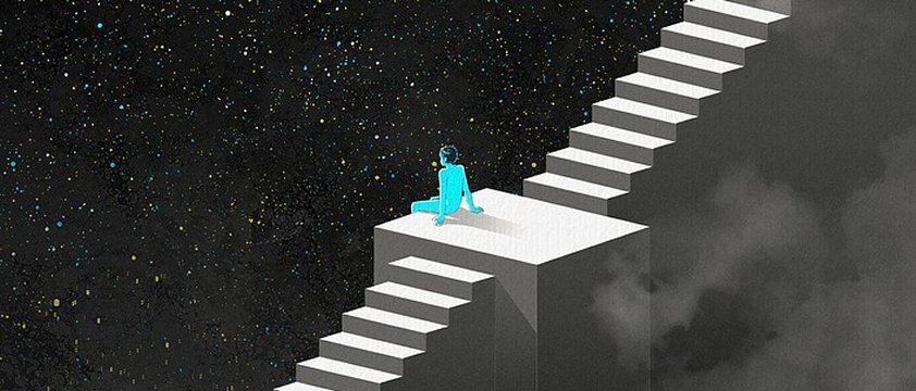 illustrazione di fantasia con un uomo seduto sui una piattaforma tra due rampe di scale, guardando verso il futuro 