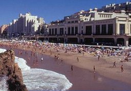 Disabili-com: la spiaggia di Biarritz
