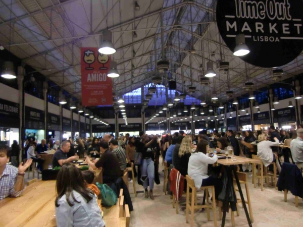 Mercado di Ribeira a Lisbona