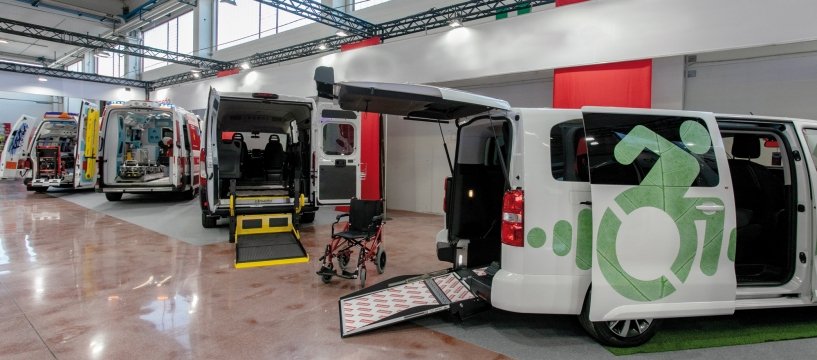 mezzi allestiti per trasporto disabili a REAS