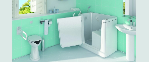 La vasca da bagno “facile” per disabili ed anziani 